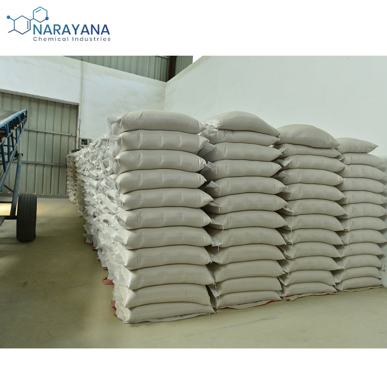 High on Demand Para Nitroaniline for Synthesis of Dyes Available at Low Price from India
