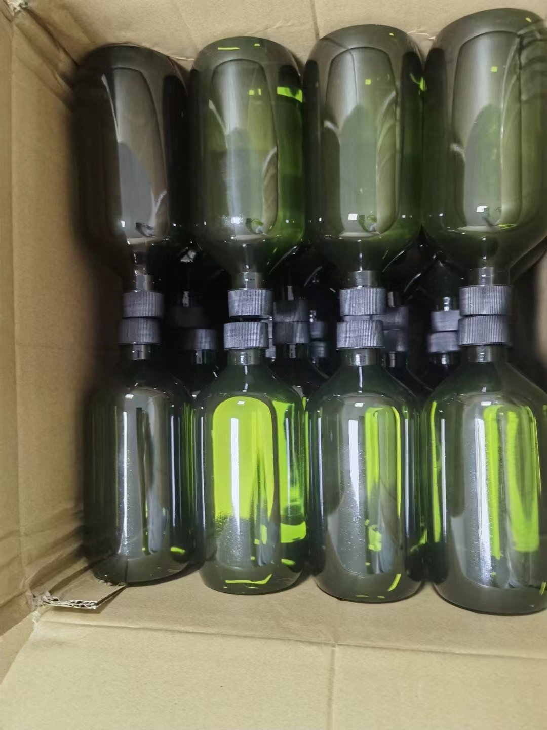 Overnight Delivery Sydney Warehouse Wholesale High Purity 99.8% 14b Liquid CAS 110-64-5 In Stock