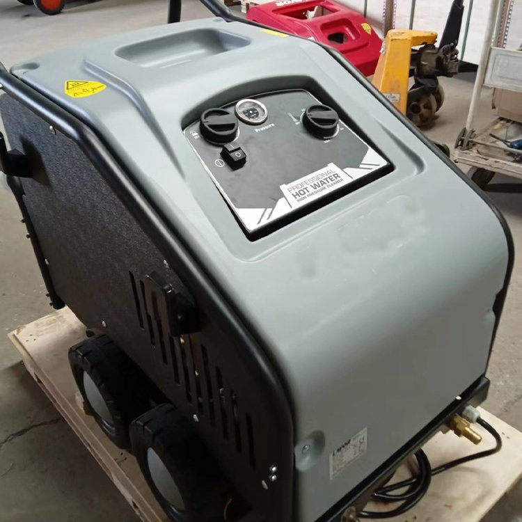 Electric high pressure and high flow cleaning machine hot water high pressure cleaner