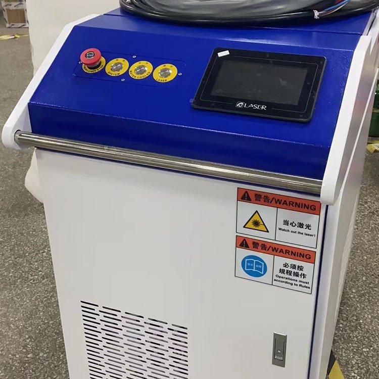 1kw 1500watt 2kw continuous handheld laser rust remover / industrial laser cleaning machine