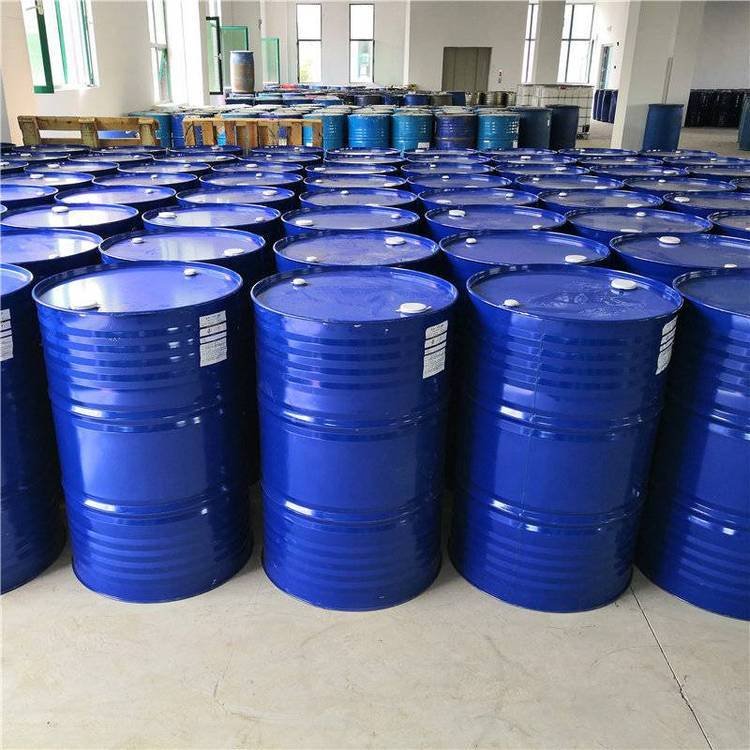 China Suppliers Odorless 98% Isopropyl Myristate Abbrev (IPM) CAS 110-27-0 for Hair-Syntheses Material Intermediates
