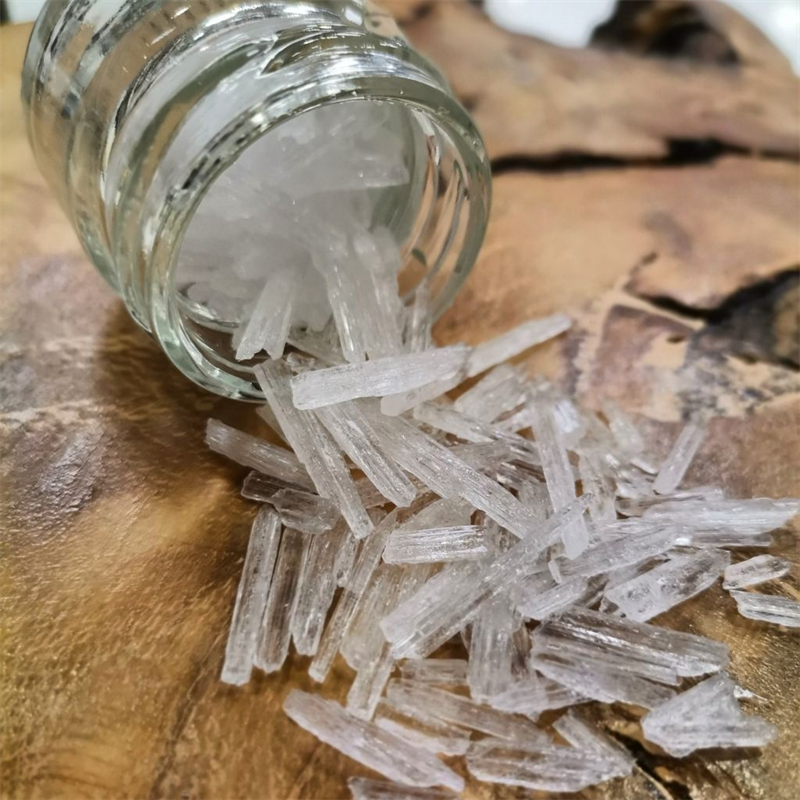Chemical flavor CAS89-78-1 Natural organic intermediate menthol crystals can be used in many industries Low price in stock