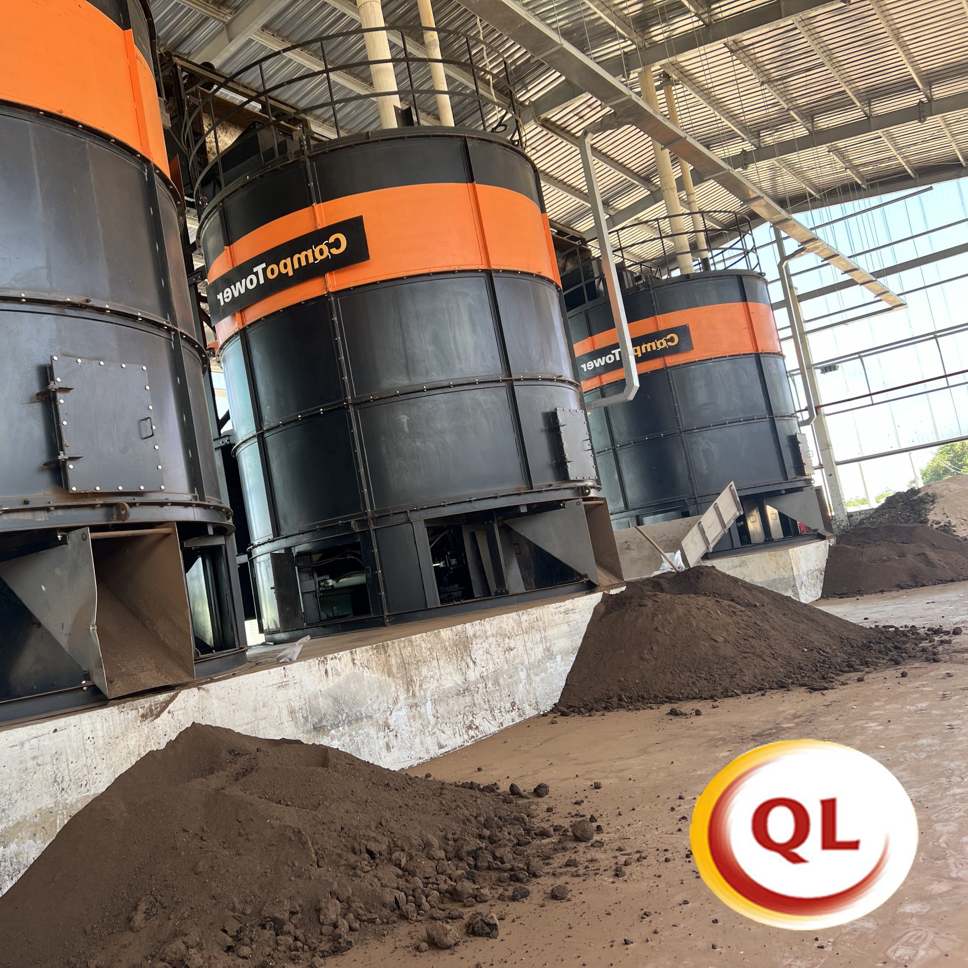 Fresh Manure Sundried Organic Plant Fertilizer Ross Humus Broiler Fertilizer from Vietnam Manufacturer in Powder State