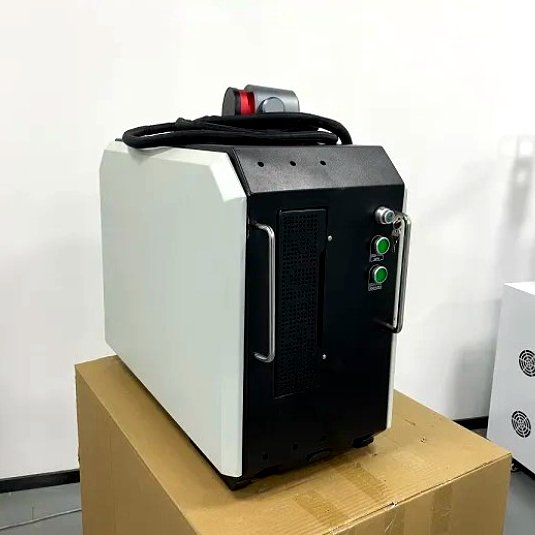 200w Laser Cleaning Machine for Metal Rust Removal Surface Cleaning and Oil Stain Remova Featuring JPT Laser Technology