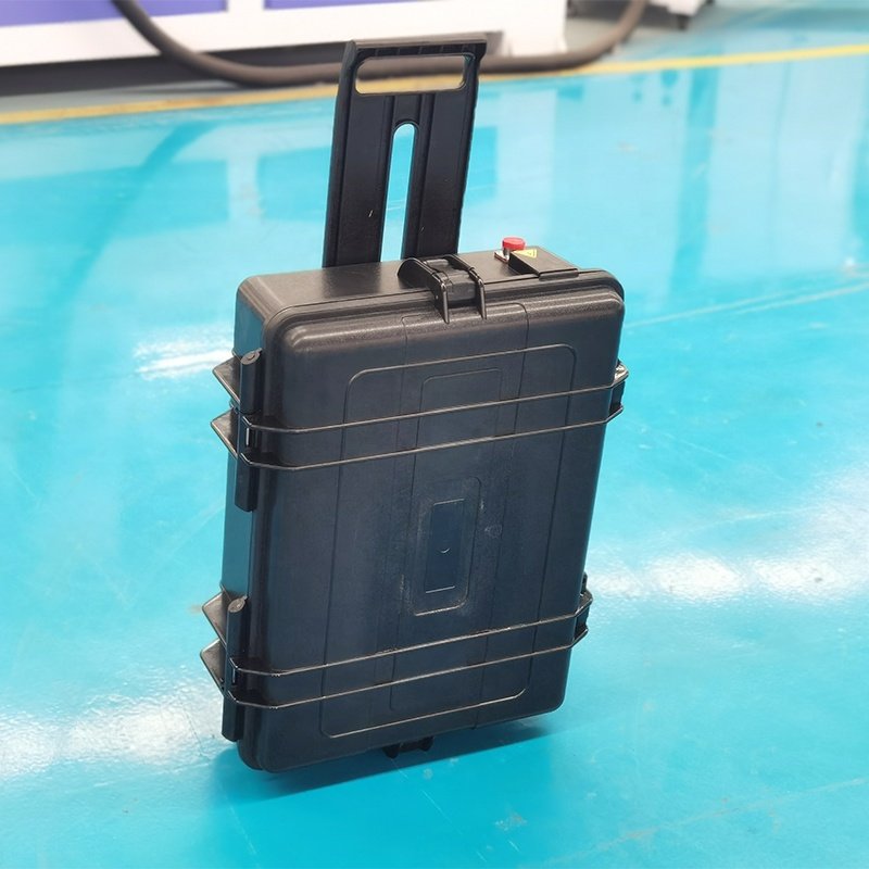 100w 200w 300w Portable Luggage Suitcase Fiber Laser Cleaning Machine for Wood Rust Paint Cleaning