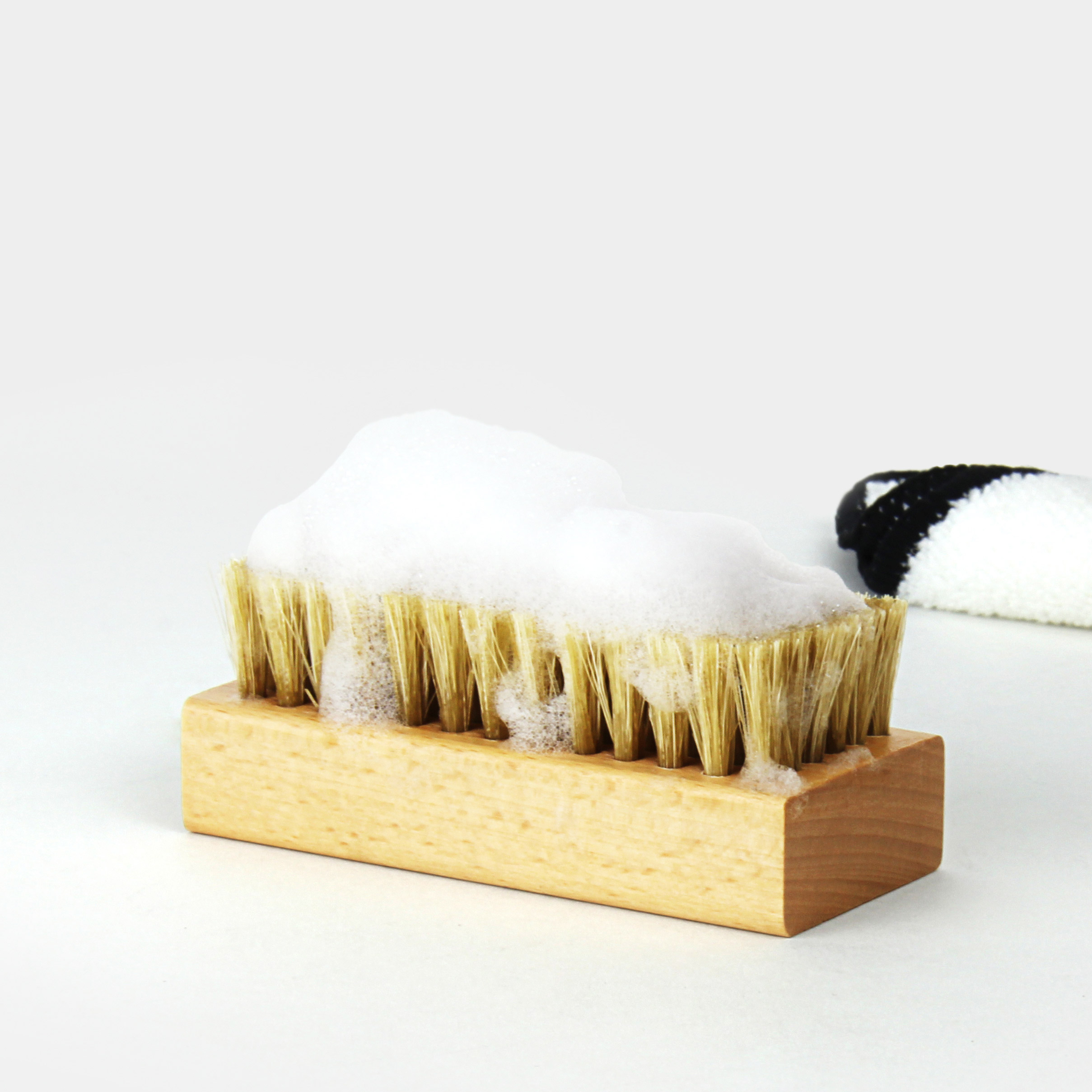 New product remove tough stains wooden sneaker shoe cleaning kit hotel