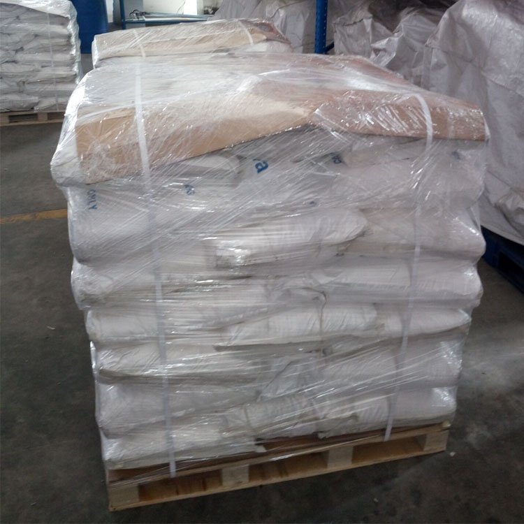 High purity Choline chloride CAS 67-48-1 Choline Chloride pure with stock