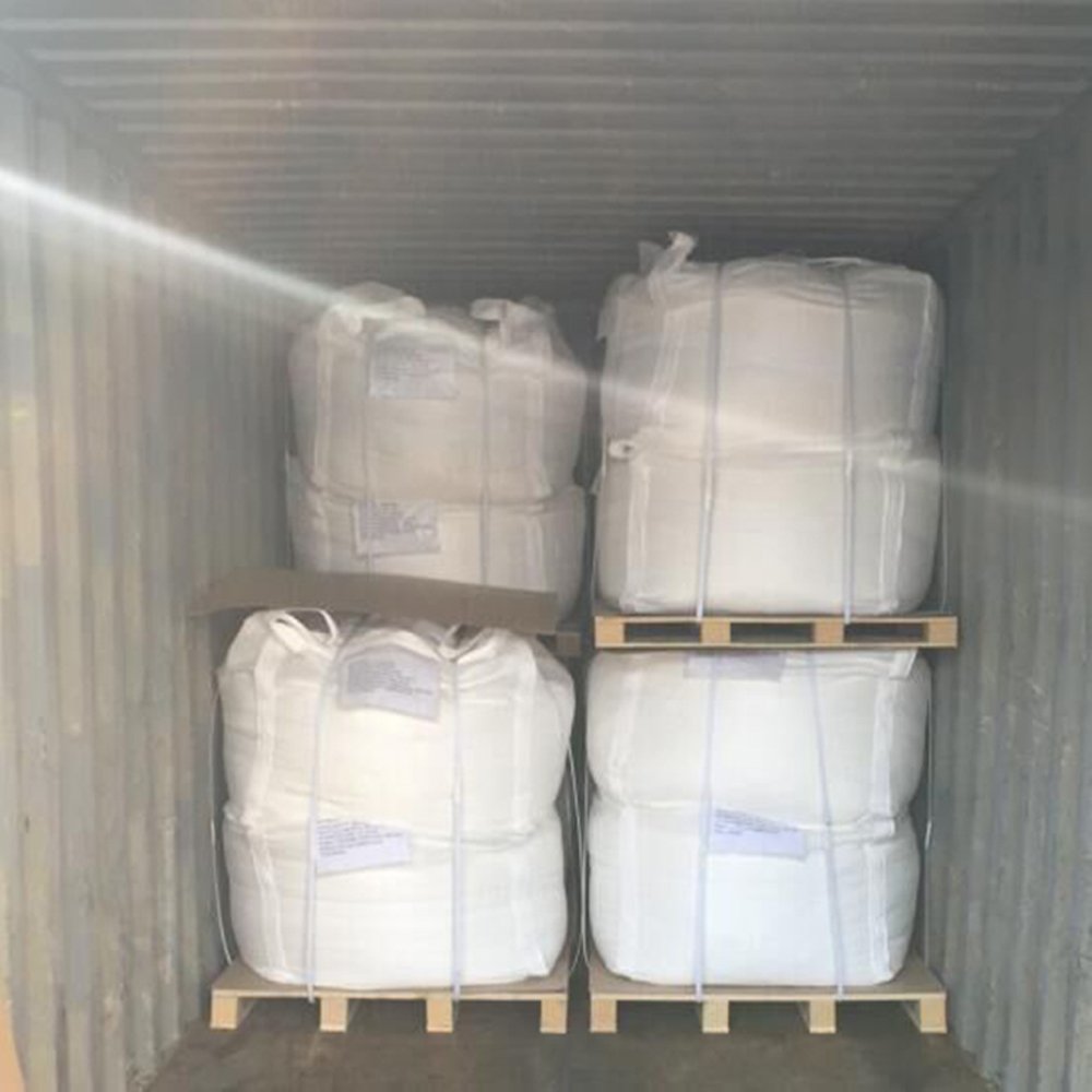 High purity Choline chloride CAS 67-48-1 Choline Chloride pure with stock