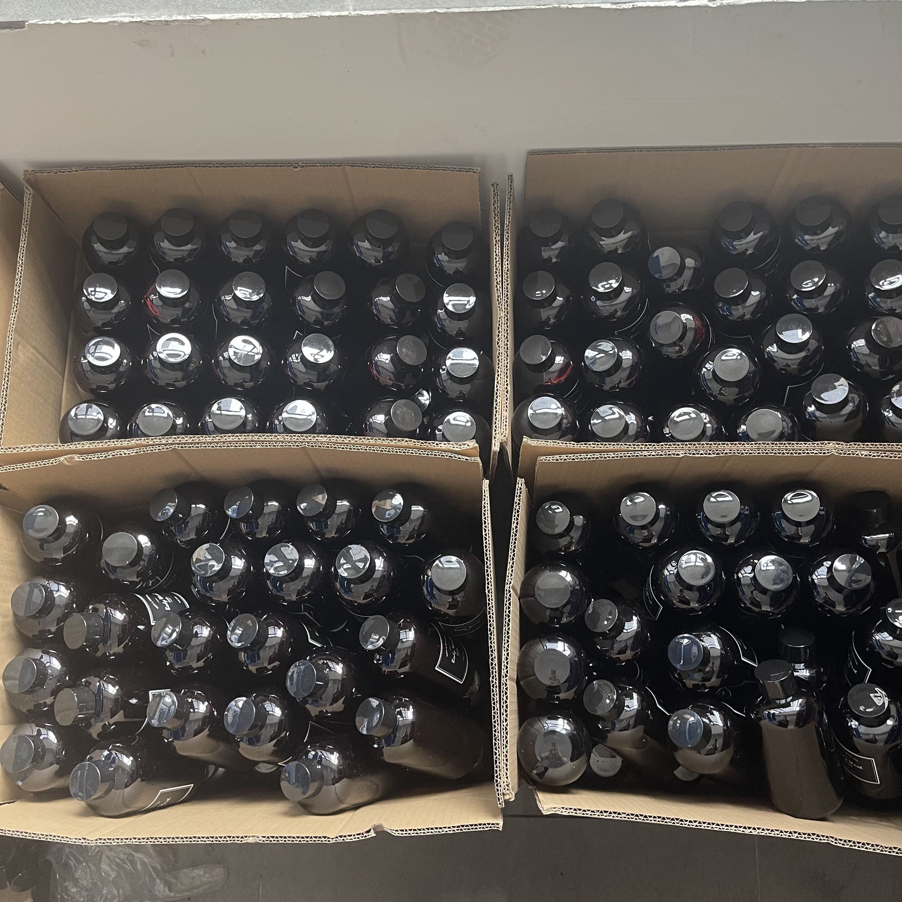 Spot inventory Warehouse pick up in Melbourne, Sydney, Australia Colourless liquid 110645