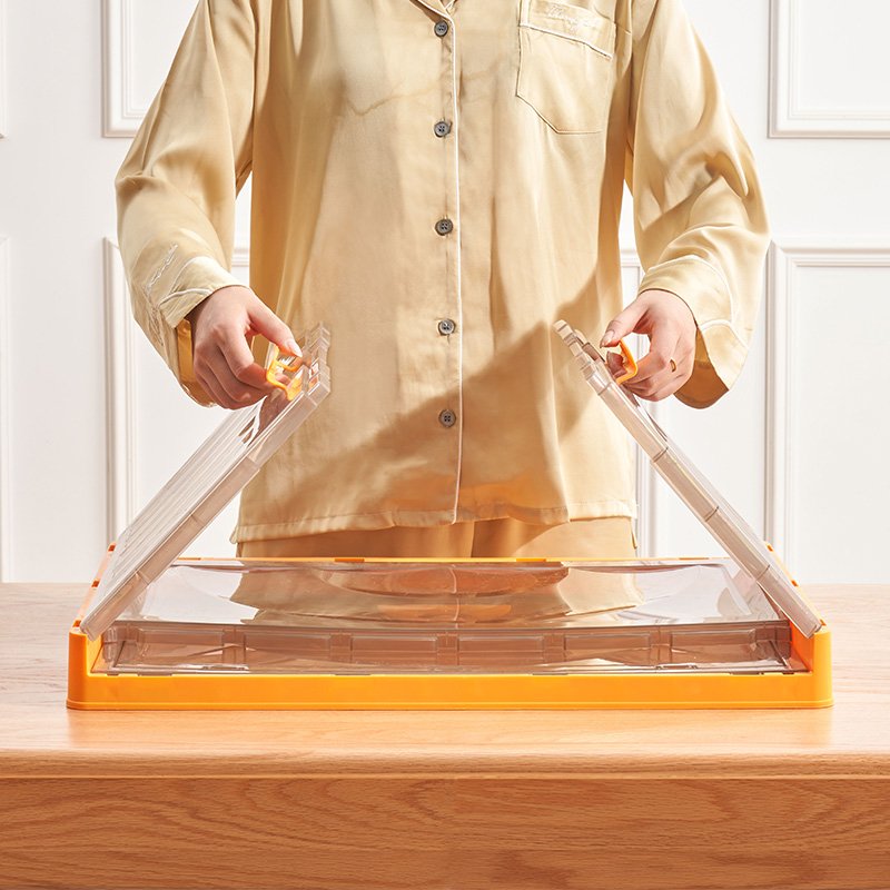 Large Capacity foldable plastic storage box with wheels