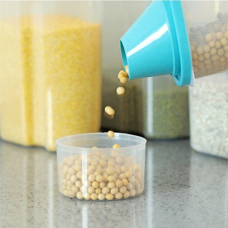 Wholesale plastic moisture-proof sealed food and grain storage box Cereal Grain Bean Rice Storage Container Box