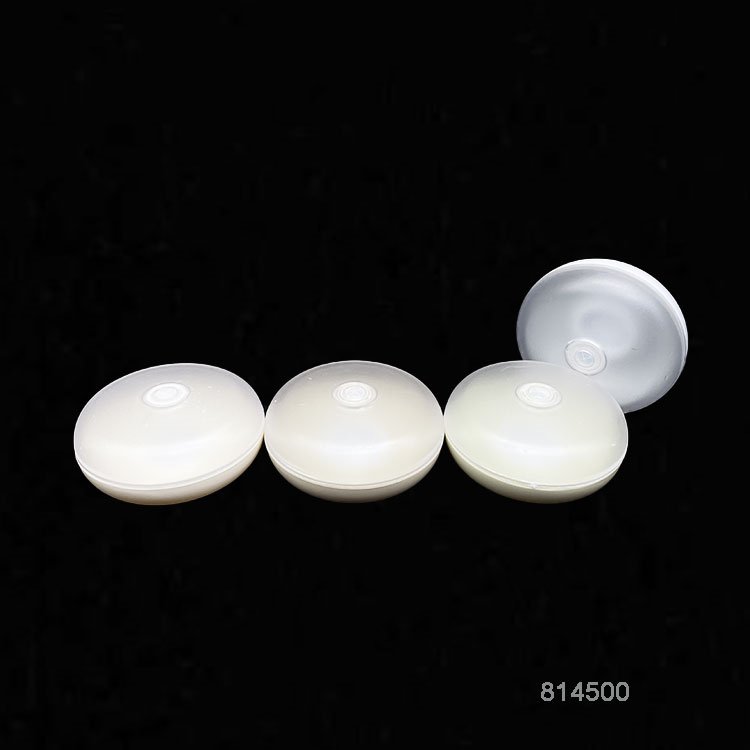 Mini Gadget portable refillable leak proof travel storage box for shampoo 4pcs push type mini liquid soap box