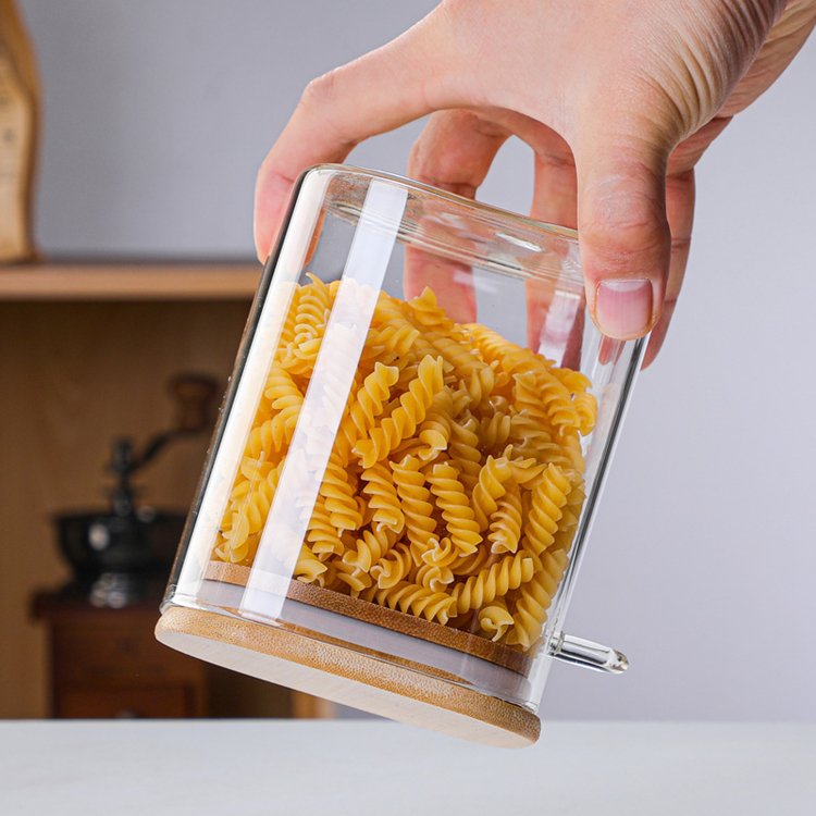 Wholesale Preserve food Containers Cylinder High Borosilicate Heat Resistant Glass Spice storage Jar With Bamboo Lid