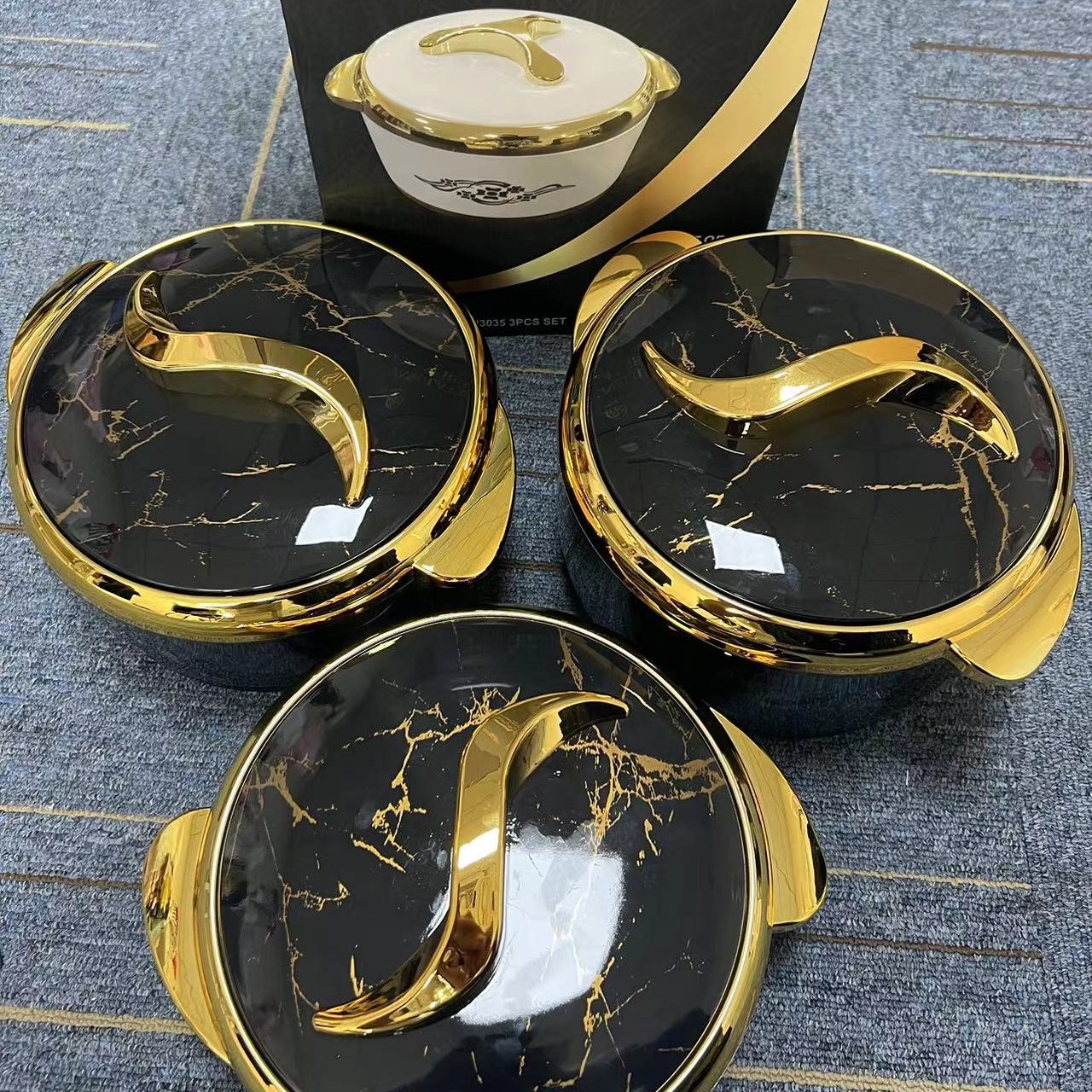 Hot selling Luxury round kitchen insulated food warmer for freshness 1.5L+2L+2.5L Africa insulated hot pot casserole sets