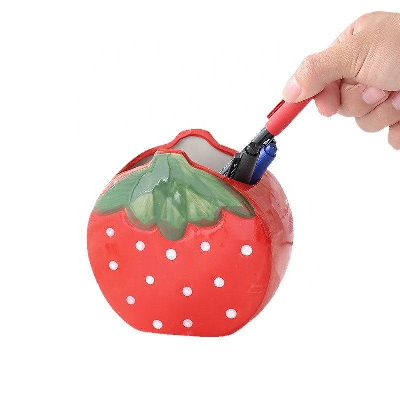 style strawberry makeup brush barrel ceramic eyebrow pencil Makeup comb makeup storage bucket fashion table pen holder