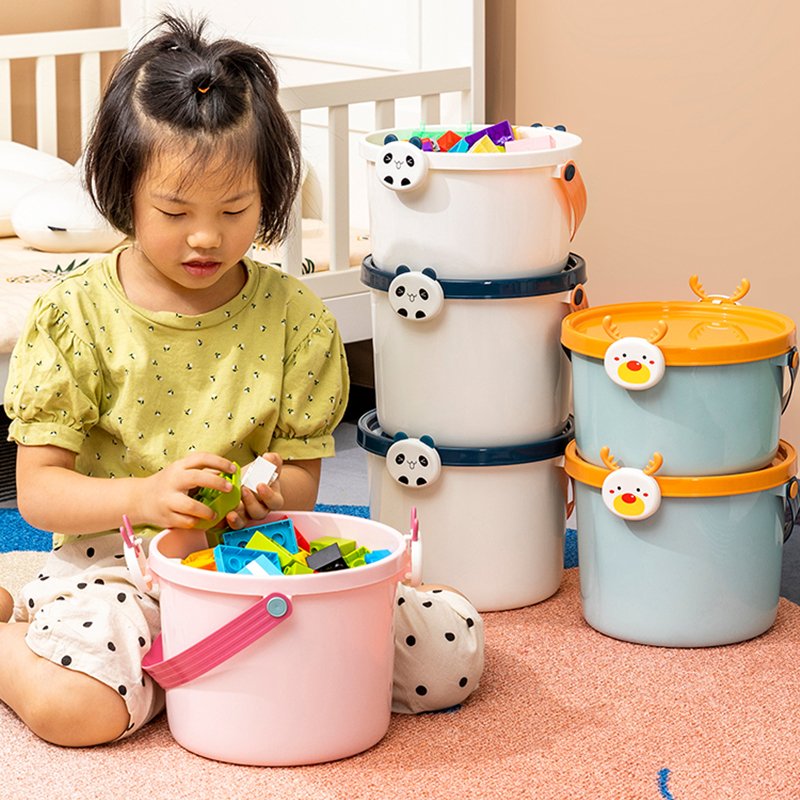 2021 Latest Collection Colourful Cartoon Plastic Kids Toy Storage Box with Lid for Daily Life
