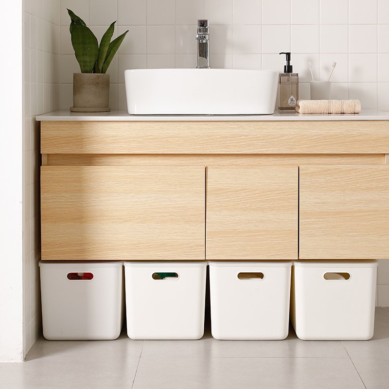 SHIMOYAMA White Stackable Durabl Plastic Sundries Storage Box With Handle & Lid