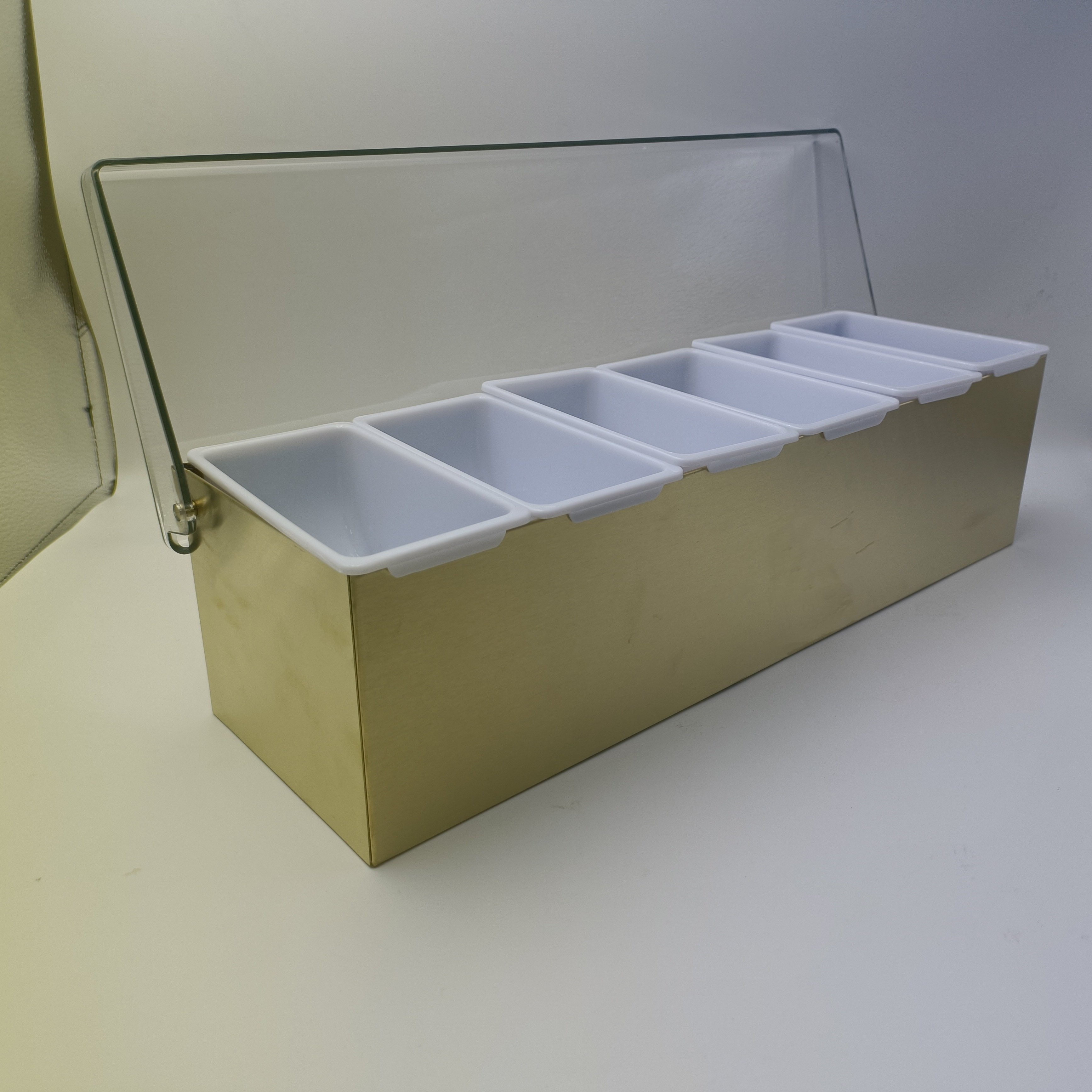 YML factory wholesale 304 stainless steel condiment dispenser wine bar fruit snack storage box KTV food keep fresh box With lid