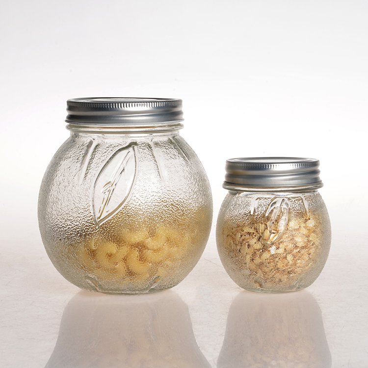 8oz airtight cheap round shaped small storage glass food jar empty glass candy jar and bottle with metal screw lid