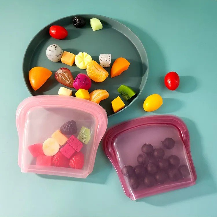 200ML Food Grade Silicone Trending Kitchenware Reusable Eco Friendly Food Storage Pouch Zip Lick Silicone Snack Bags Versatile