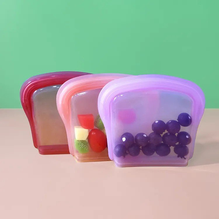 200ML Food Grade Silicone Trending Kitchenware Reusable Eco Friendly Food Storage Pouch Zip Lick Silicone Snack Bags Versatile