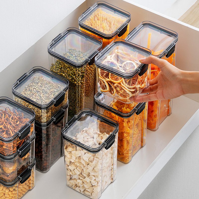 Newest food-grade PP+TRP+PET materials large plastic food storage box kitchen container airtight