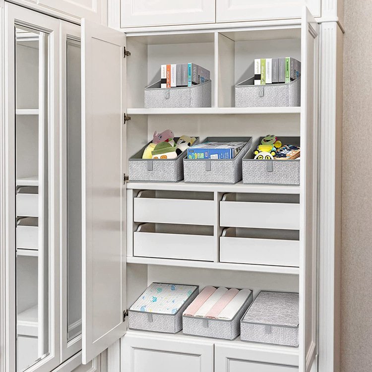 Storage box