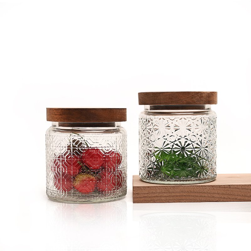 New Arrival Wide Mouth Empty Cylinder Pickles Glass Food Storage Honey Jar with Wooden Lids