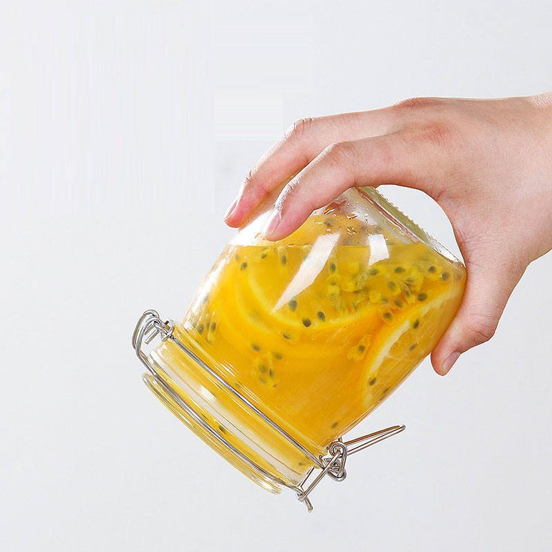 Wholesale 500ml 700ml 1000ml Round Shape Airtight Glass Jar Kitchen Use Food Storage Jar