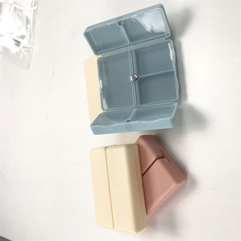 KYPL027 Customized Magnetic 7 Compartments Folding Pill Case Travel Pack Medicine Storage Box