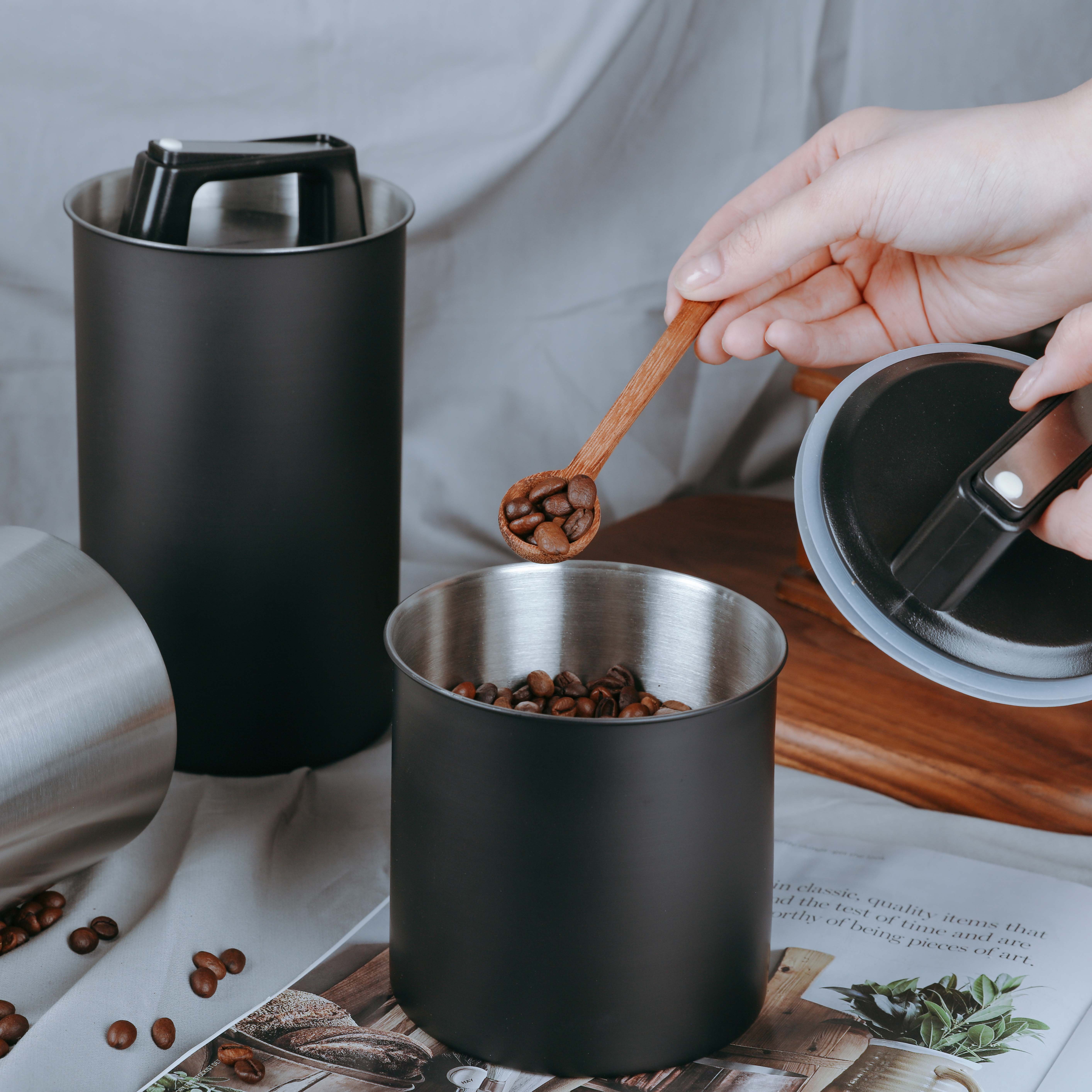 High Grade Stainless Steel Kitchen Food Storage Jar Airtight Stainless Steel Coffee Bean Storage Container