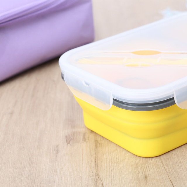 Wholesale collapsible 350g 2 Compartments Silicone foldable Food Storage box food grade Silicone Lunch Box for kids With Fork