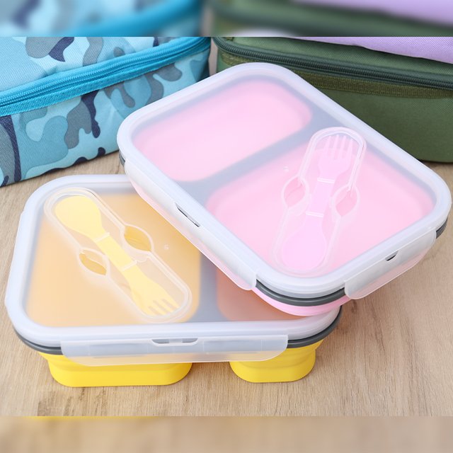 Wholesale collapsible 350g 2 Compartments Silicone foldable Food Storage box food grade Silicone Lunch Box for kids With Fork