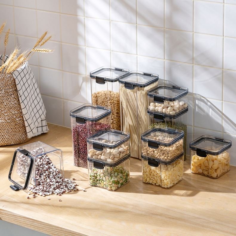 Different Capacity Plastic Sealed Cans Kitchen Storage Box Transparent Food Container