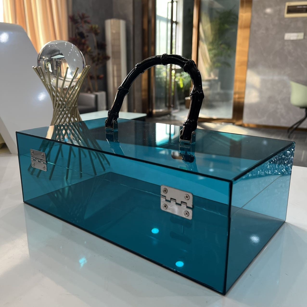 Factory Custom Classical Translucent Blue Acrylic Organizer Traveling Cosmetic Handle Box Acrylic Hinge Storage Box