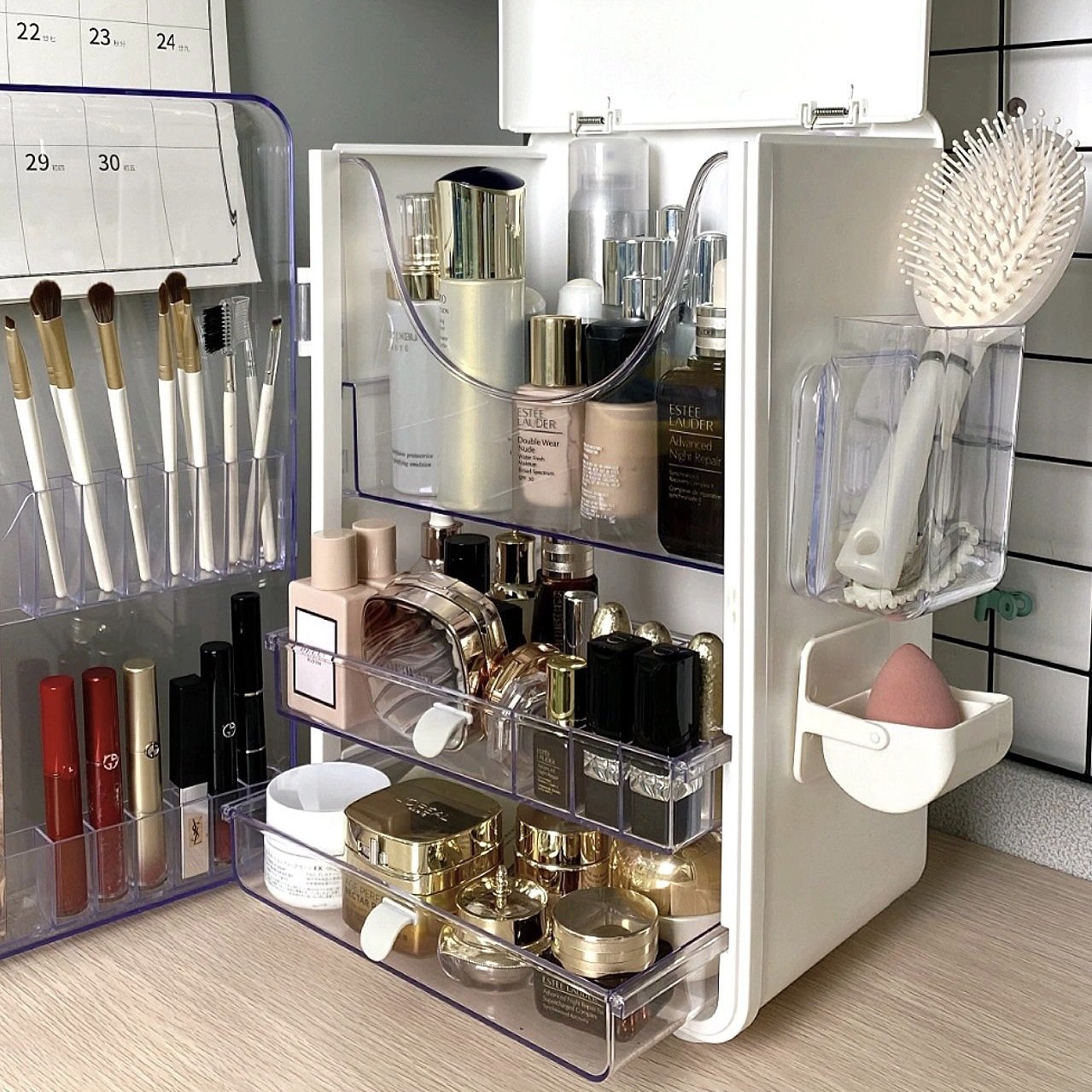 Storage box desktop large capacity cosmetic storage box Storage box Dust proof cabinet