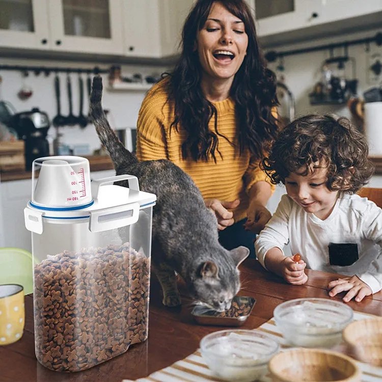 2kg Rice Container Airtight Cereal Container Dry Grain Dispenser Food Storage Box with Airtight Design Measuring Cup