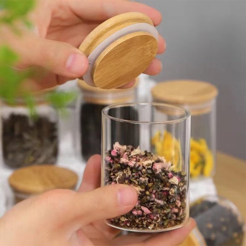Wholesale 200ml Food Storage Cans High Borosilicate Glass Spice Storage Jars with Bamboo Lid Kitchen Seasoning Box Set