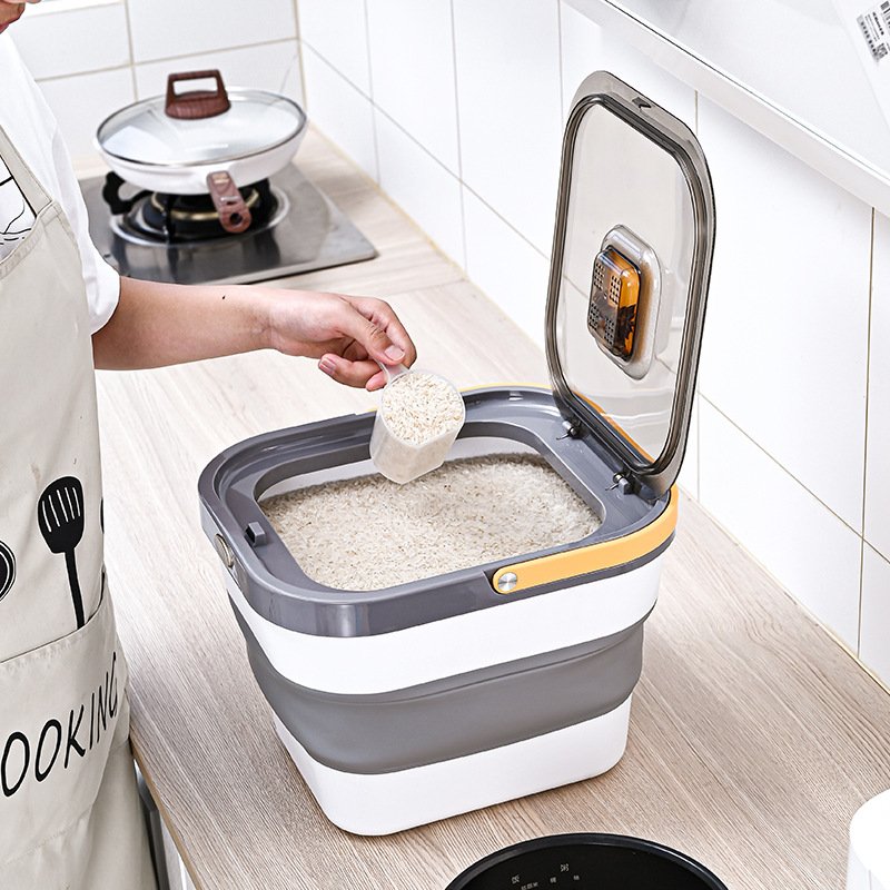 Multifunctional Folding Silicone Dog Food Storage Container Lightweight Rice Treats Kitchen Jar with Lid for Kids