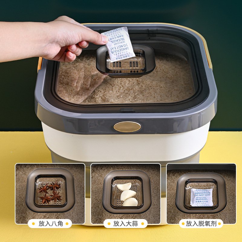 Multifunctional Folding Silicone Dog Food Storage Container Lightweight Rice Treats Kitchen Jar with Lid for Kids