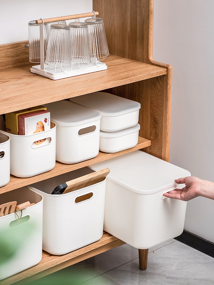 2022 home storage organization Plastic Stackable Durabl Sundries Storage Box With Handle & Lid