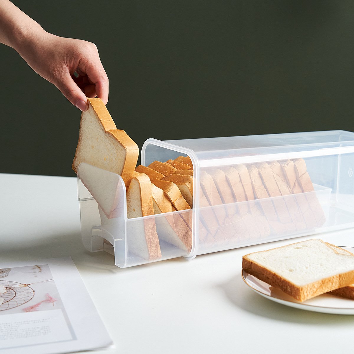 Hot Sale Single-Layer Square Plastic Food Container Resealable Bread Toast Fresh - Keeping Sealed Cans for Food Storage