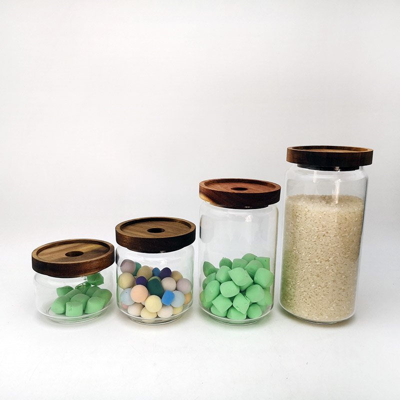 4 Pcs One Set High Quality Borosilicate Spice Glass Jar With Acacia Lids Airtight Glass Food Container Set For Food Storage