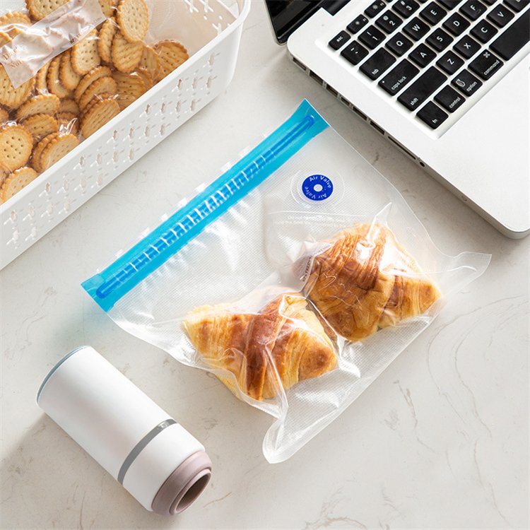 Reusable Vacuum Food Storage Bag Transparent Freezer Ziplock Seal Bag Set With Pump For Snacks Fruits vegetable And meat Storage