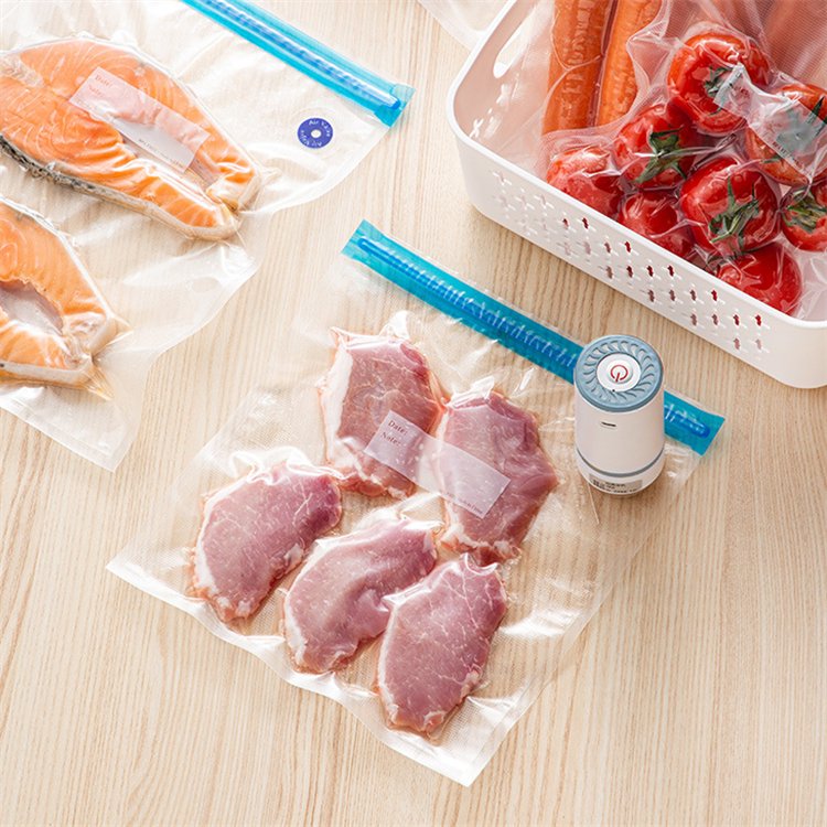 Reusable Vacuum Food Storage Bag Transparent Freezer Ziplock Seal Bag Set With Pump For Snacks Fruits vegetable And meat Storage