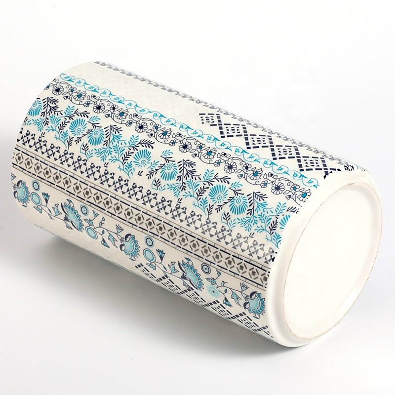 Custom Food Grade Vintage Embossed Blue Floral Decal Printing Shinny Porcelain Food Jar Bamboo Lid Ceramic Food Storage Canister