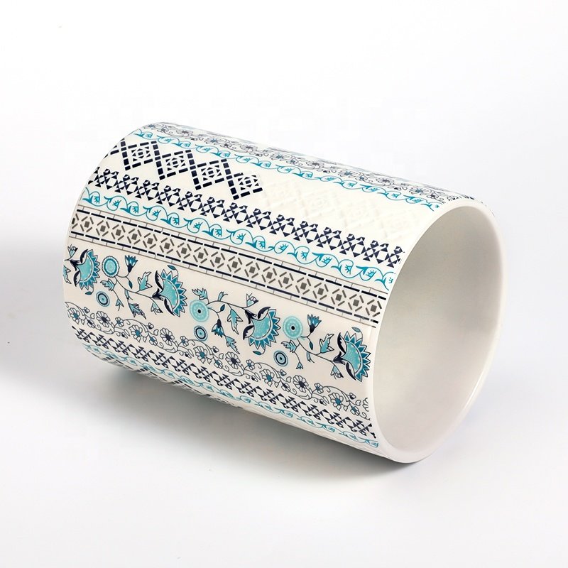 Custom Food Grade Vintage Blue Floral Decal Printing Embossed Craft Food Canister Jar Bamboo Lid Ceramic Food Storage Canister