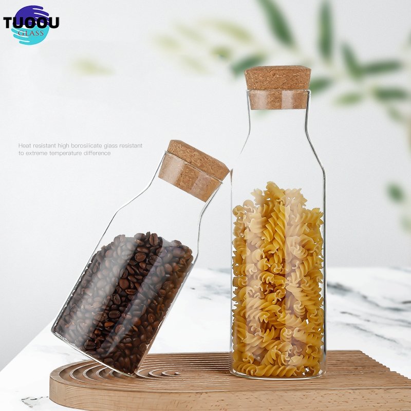 Factory direct Wholesale Food High-capacity Storage Jars with Wood Lid Cork Stopper Handmade Borosilicate Glass Canister Bottle