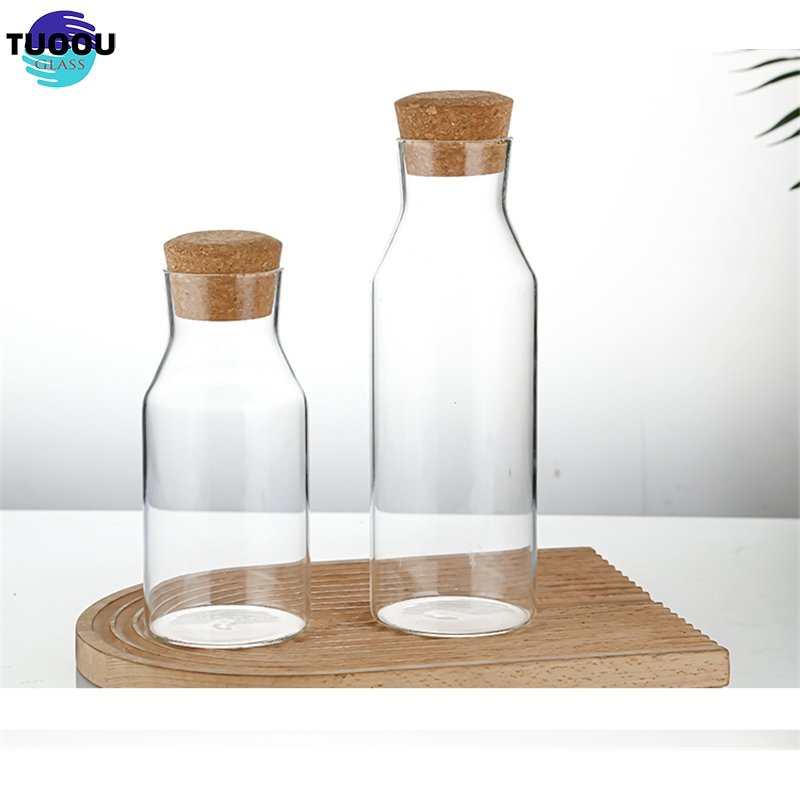 Factory direct Wholesale Food High-capacity Storage Jars with Wood Lid Cork Stopper Handmade Borosilicate Glass Canister Bottle