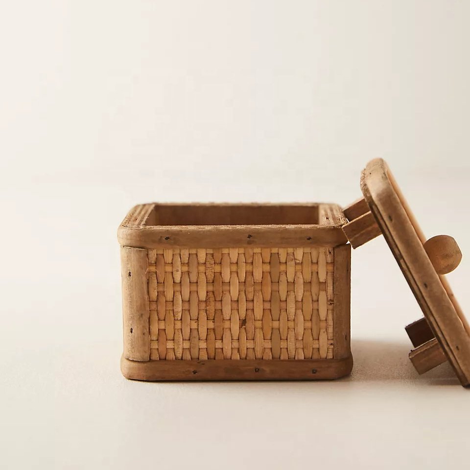 Antique rattan storage box with lid square and round shaped rattan rustic boxes set for home decoration